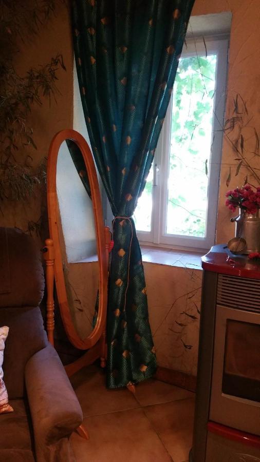 Morestel Basse-Cour De Montin Au 256 Chemin De La Rocaille A 38510 Vezeronce Curtin Bed & Breakfast エクステリア 写真